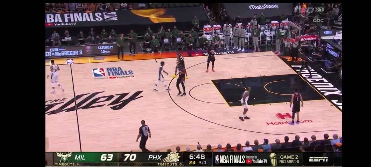 正在直播：NBA总决赛G2 雄鹿反扑